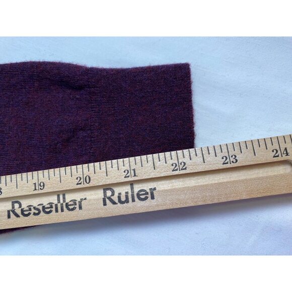 Banana Republic Sweater Women’s M Plum Merino Wool V-Neck Side Slits Casual Cozy - Picture 11 of 14